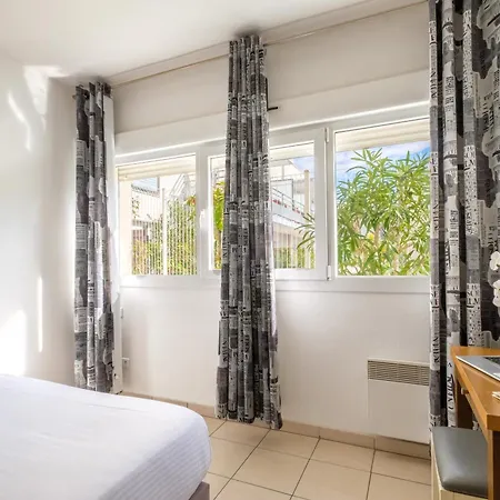 公寓式酒店 Zenitude Hotel-residences 昂蒂布
