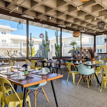 Zenitude Hotel-residences 公寓式酒店 昂蒂布